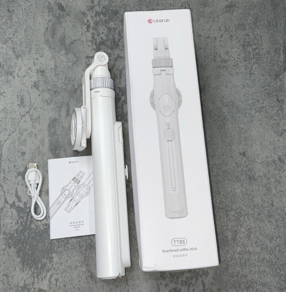 Ulanzi TT88 Magnetic Extendable Selfie Stick Tripod