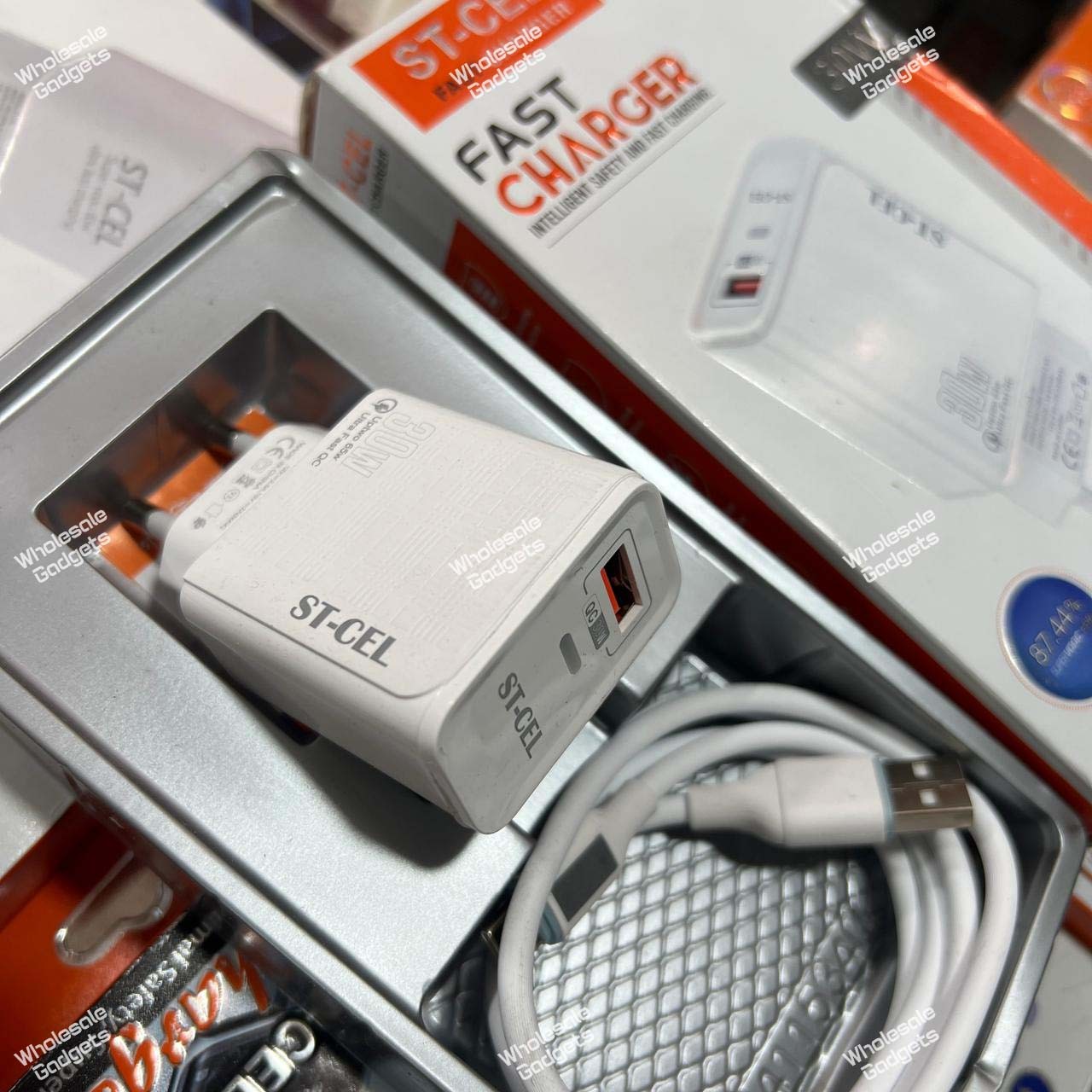 Siraj telecom st-cel-st80 30w QC ultra fast  SUPERVOOC Technology