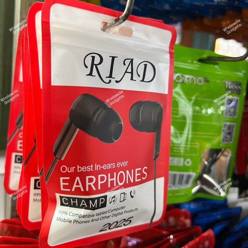 RIAD CHAMP in-ear earphones