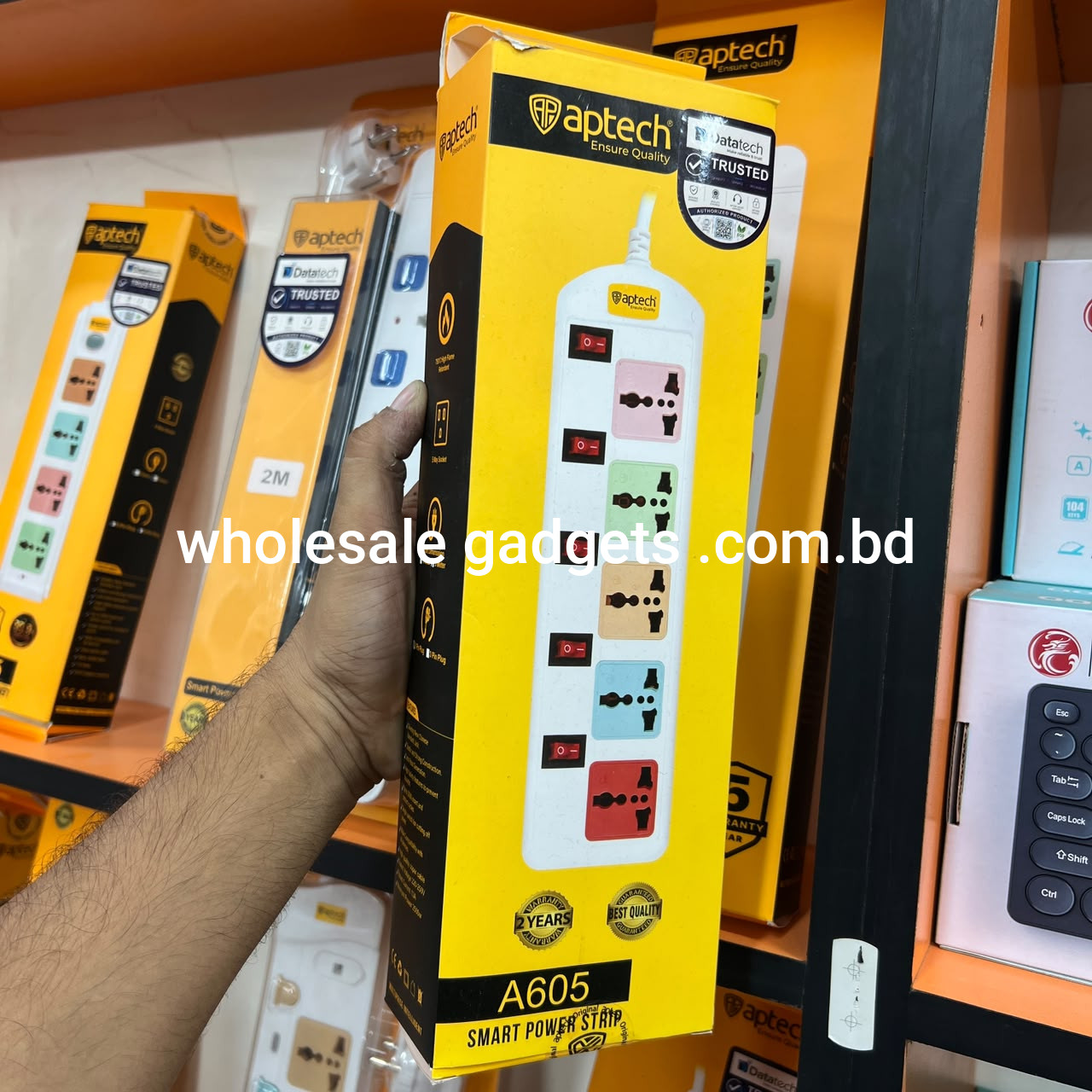 Aptech A605 5 Port Power strip MultiPlug