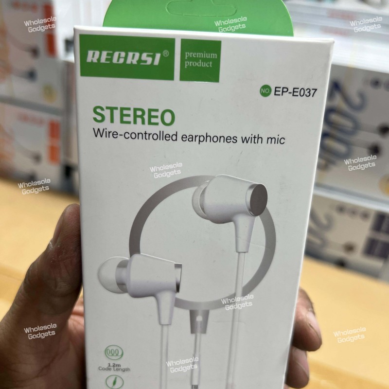 Recrsi EP-E037 wired earphones