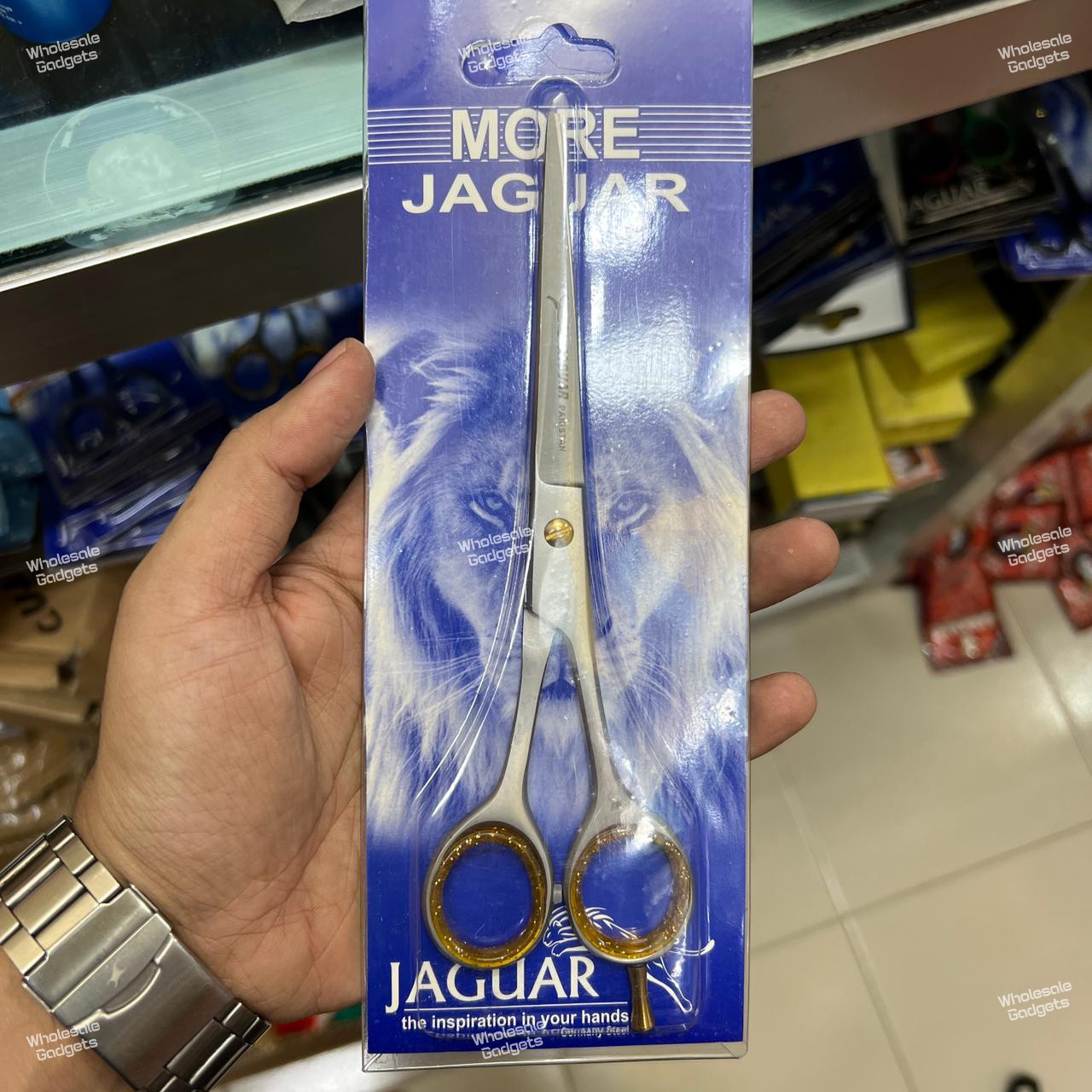 MORE JAGUAR brand hair-cutting scissors