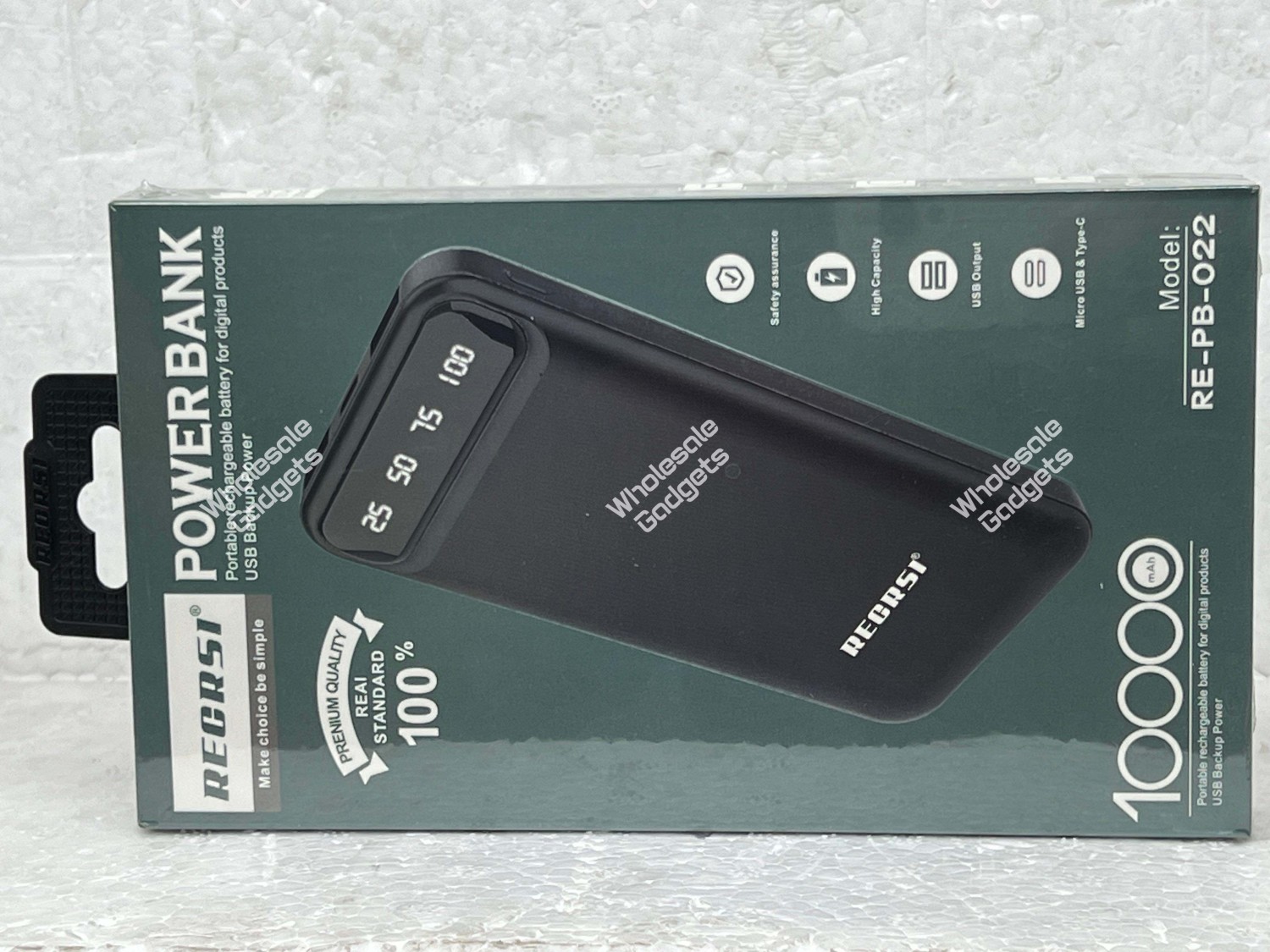 RECRSI RE-PB022 Portable Power Bank