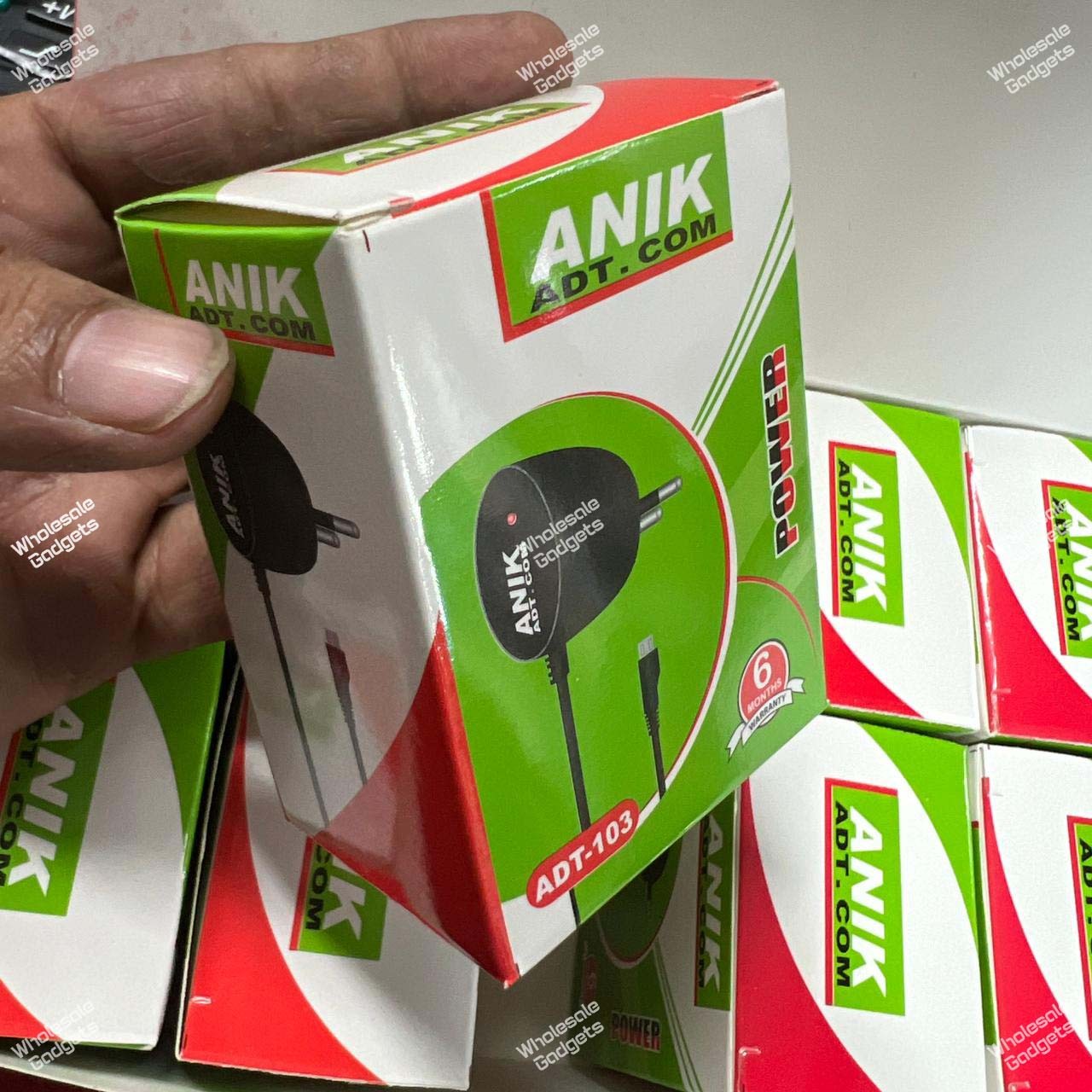 Anik  fast charger with a Micro USB cable