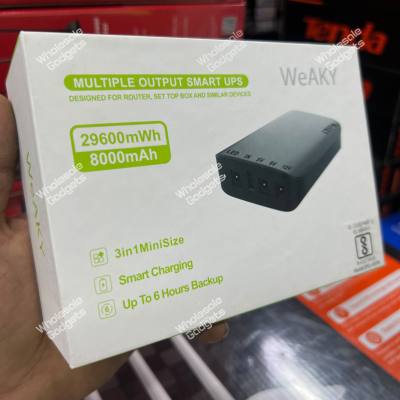 3-in-1 Mini Smart UPS 8000mAh