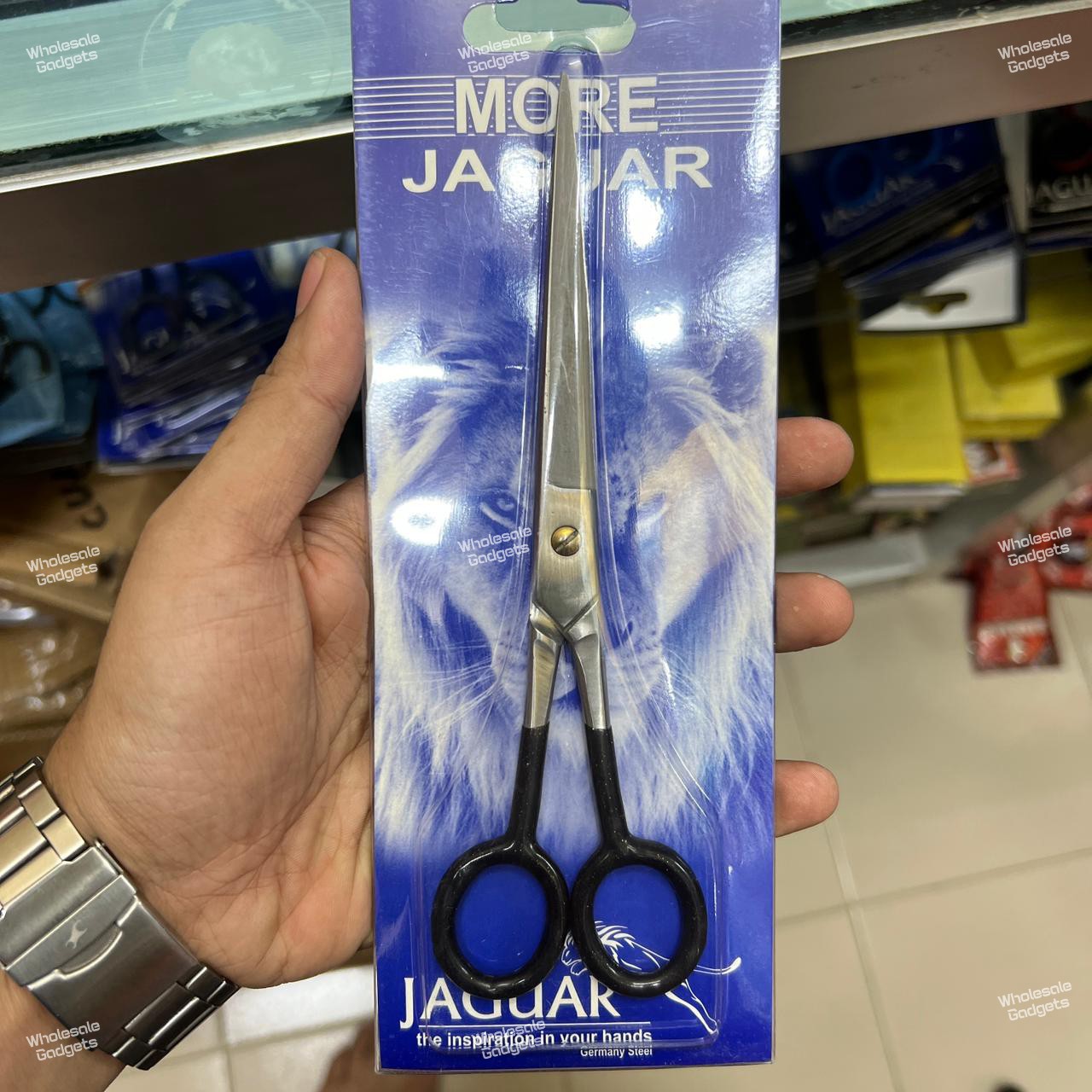 MORE JAGUAR brand hair-cutting scissors
