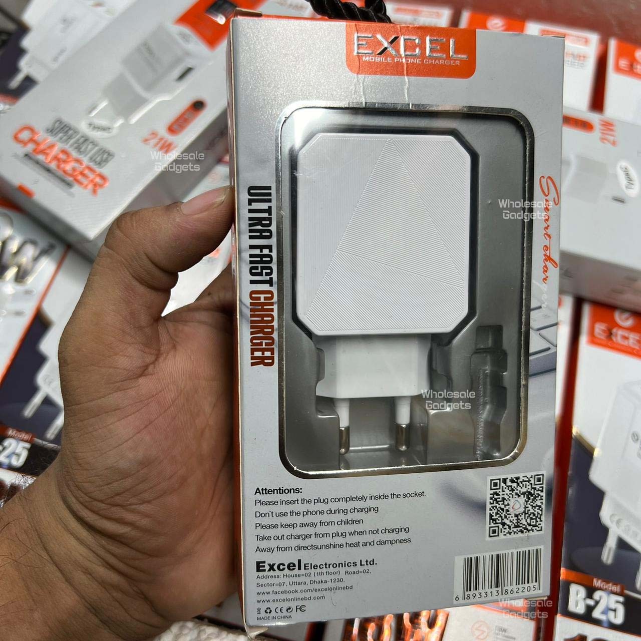 ULTRA FAST CHARGER EXCEL E-115 Type: Micro-5G