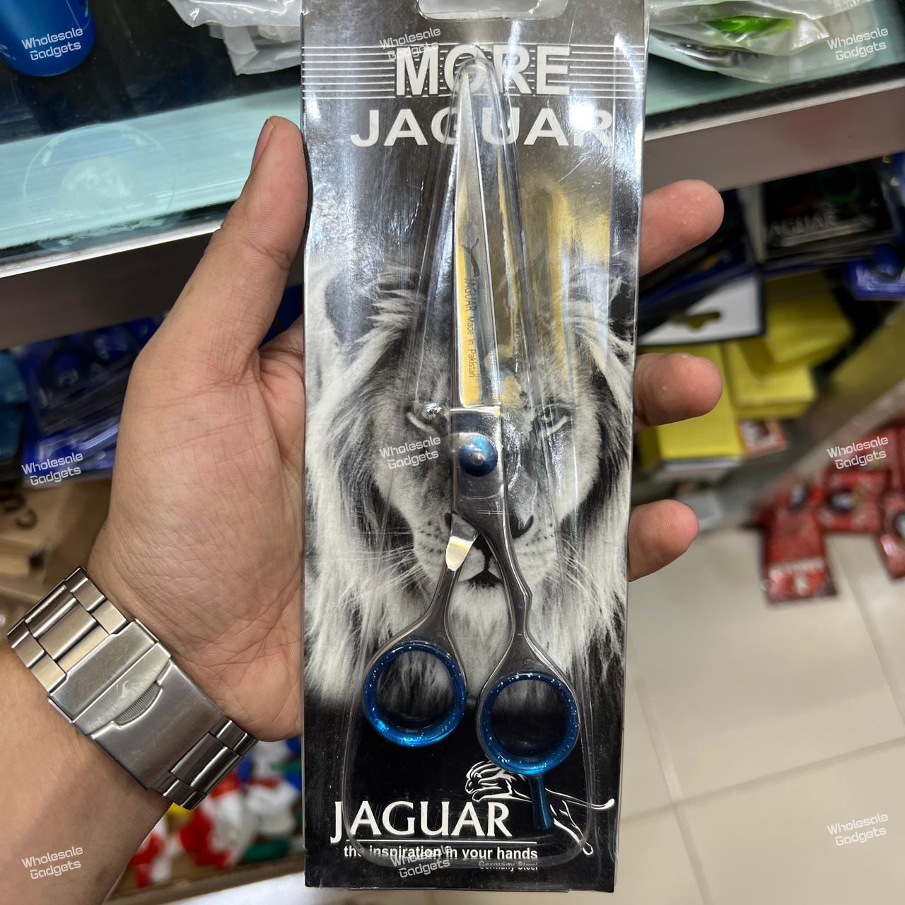 MORE JAGUAR brand hair-cutting scissors