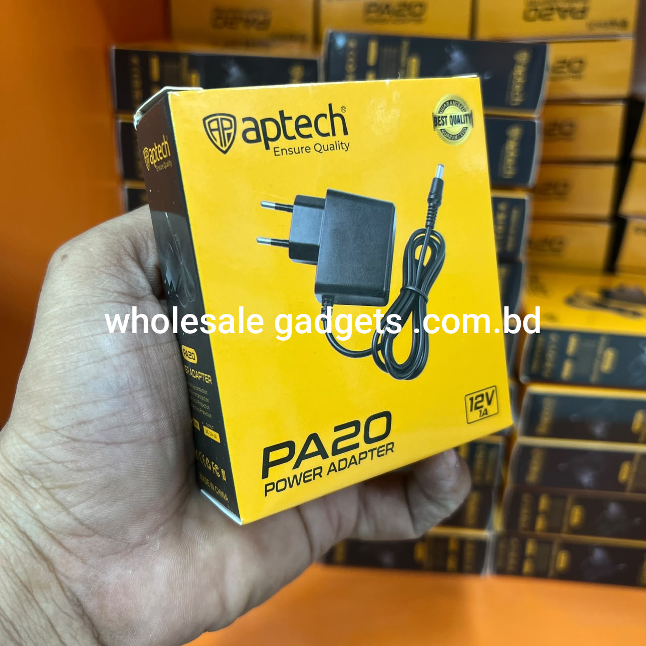 Aptech Adapter UK Plug 9V 1A PA20